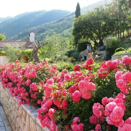 Piccolo Paradiso Villa *